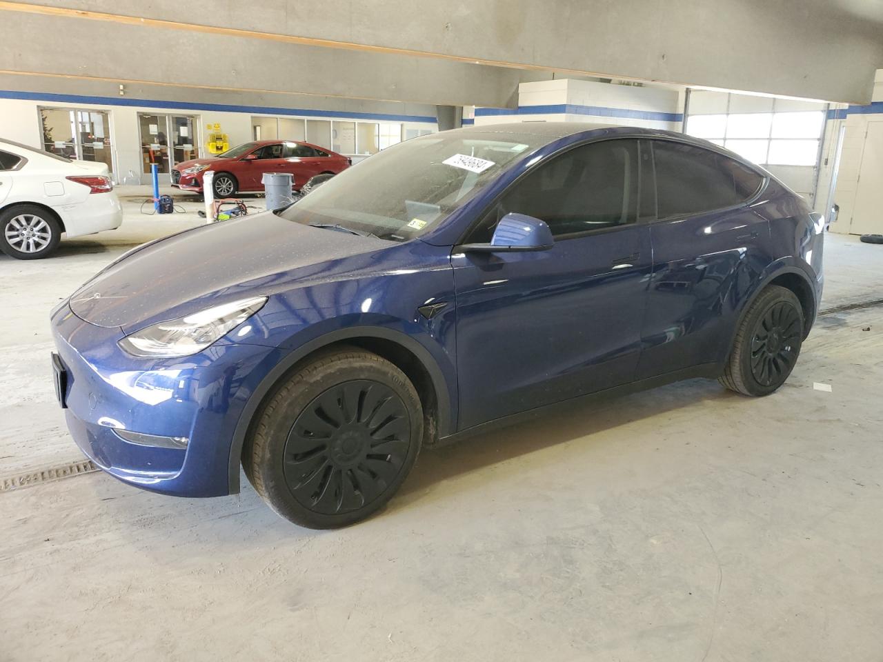 VIN 7SAYGDEE2PA068001 2023 TESLA MODEL Y no.1