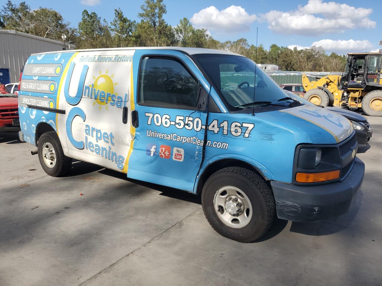 2015 Chevrolet Express - Image 4