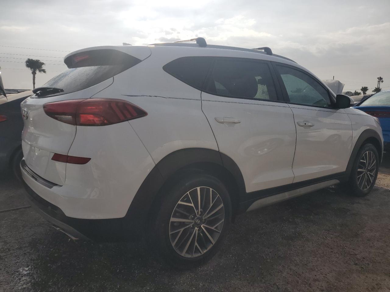 2021 Hyundai Tucson - Image 3