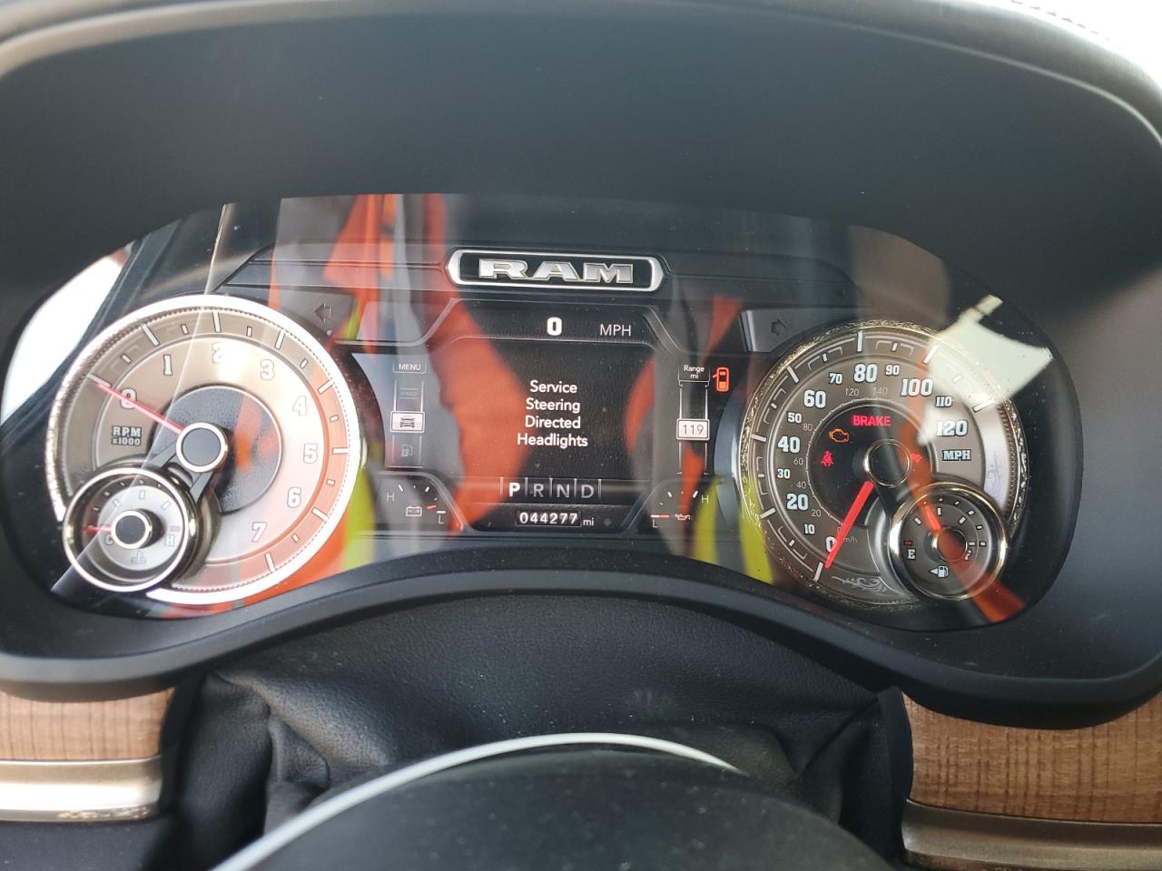 2020 RAM 1500 - Image 9