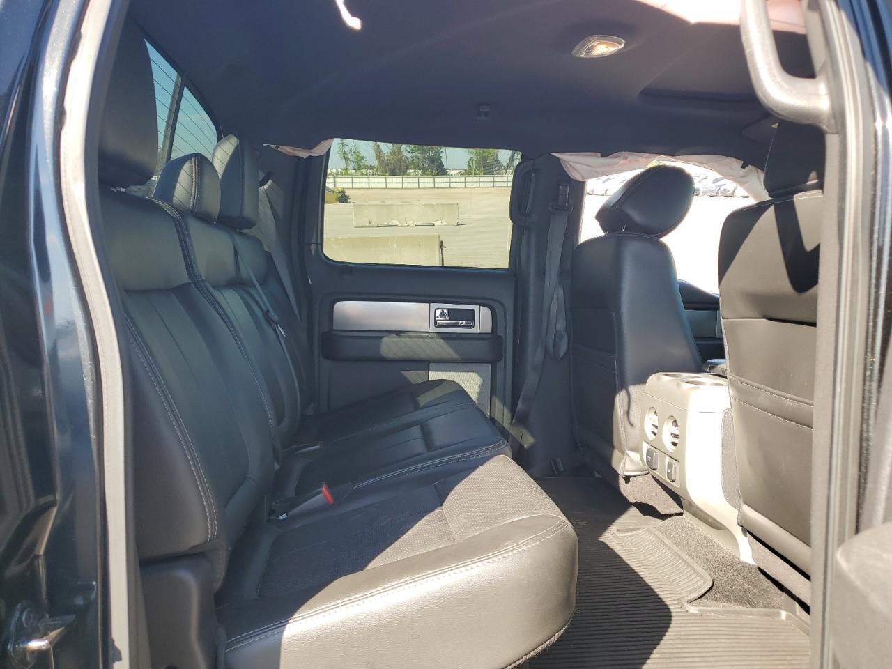 2013 Ford F-150 - Image 10