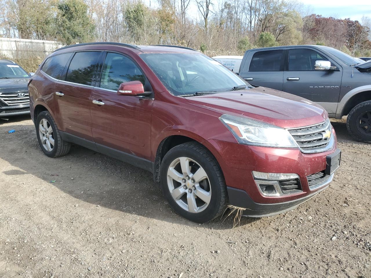 2017 Chevrolet Traverse - Image 4