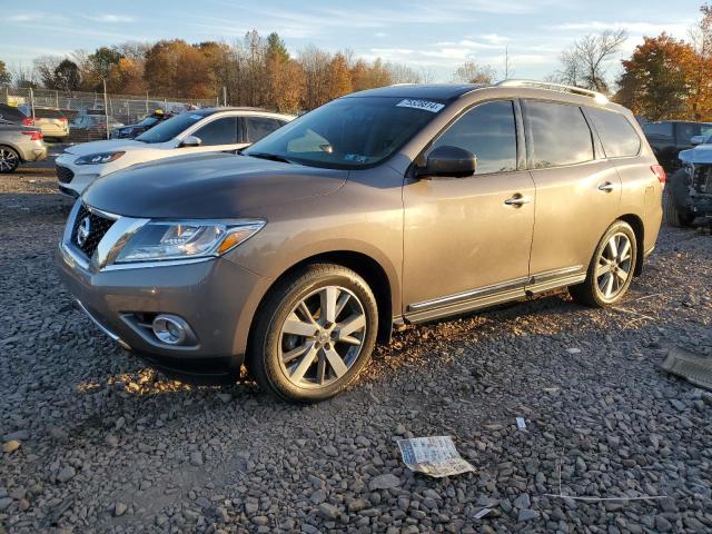  NISSAN PATHFINDER 2013 Серебристый