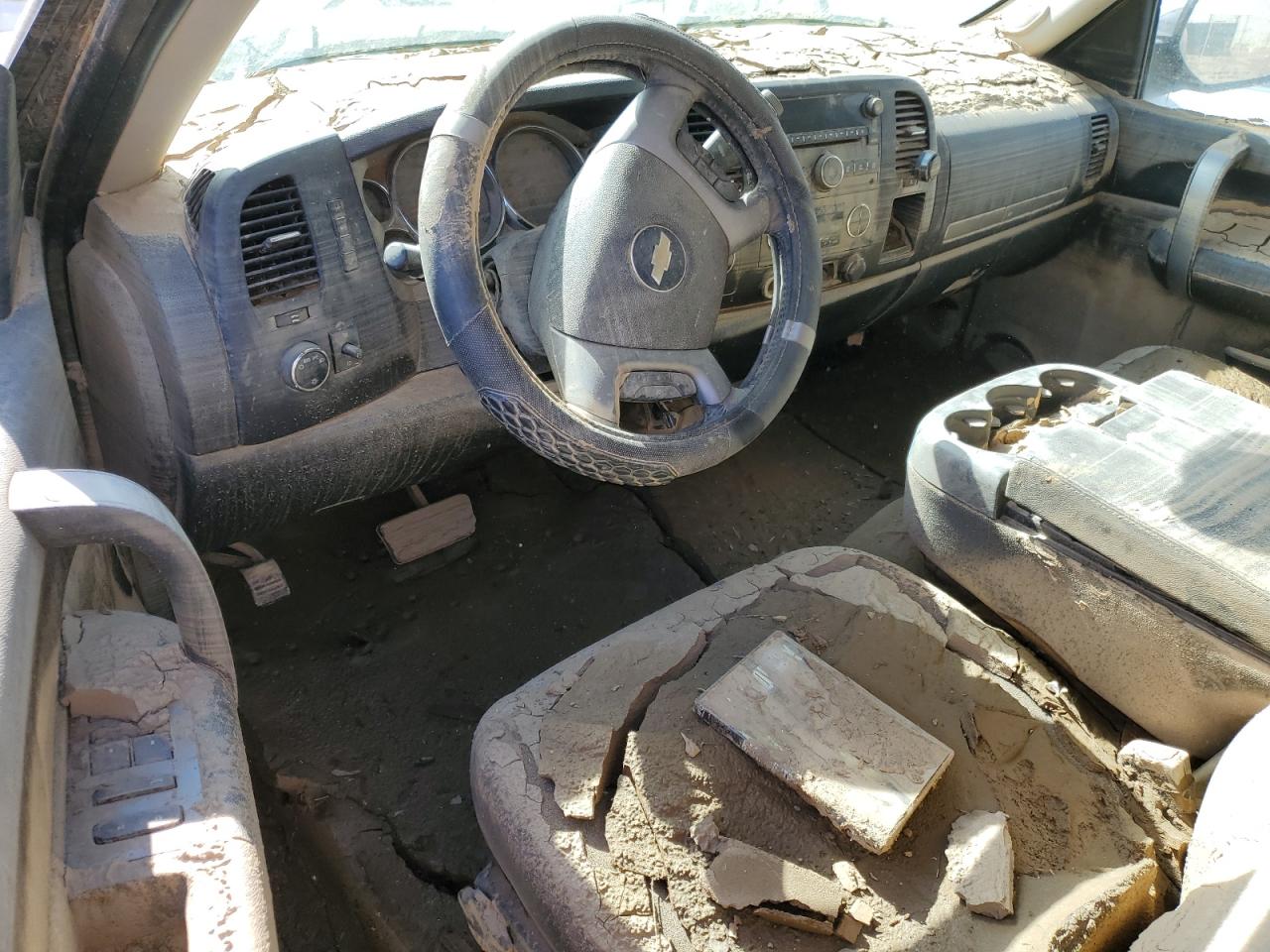 2008 Chevrolet Silverado - Image 8