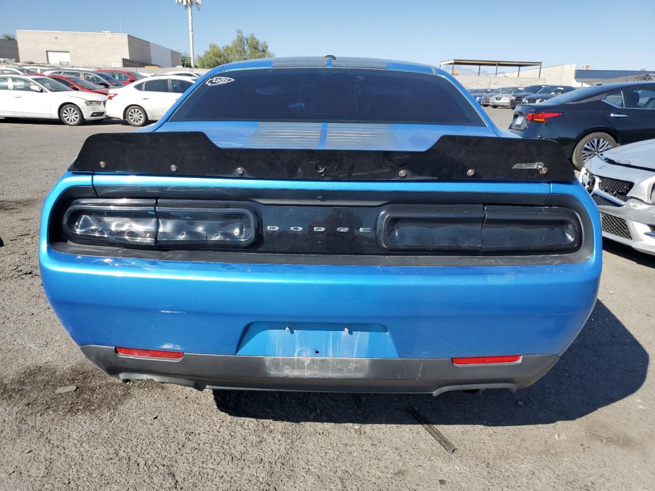 2C3CDZBT8GH232532 2016 Dodge Challenger R/T