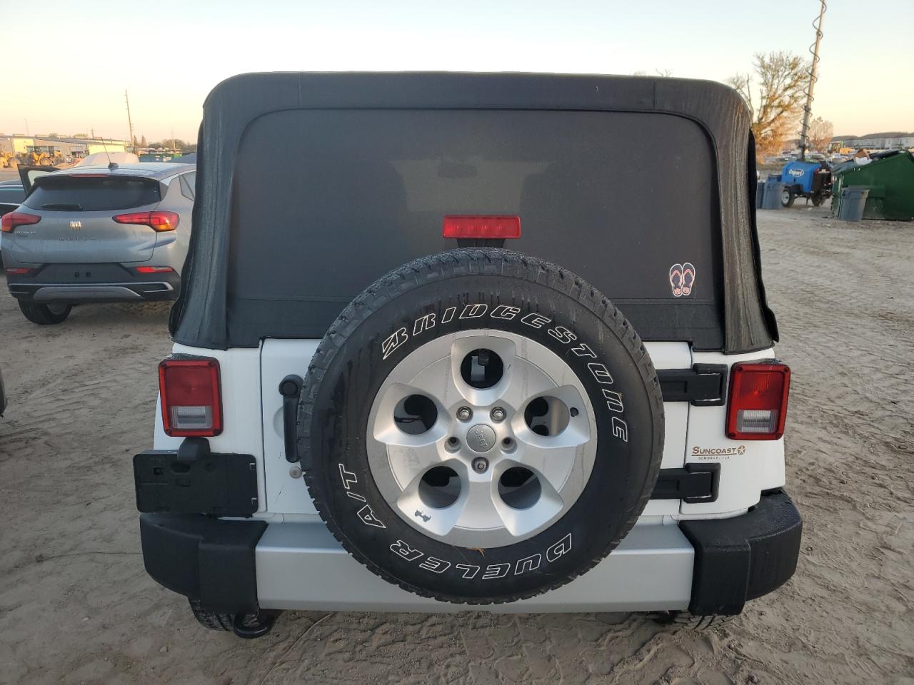 2013 Jeep Wrangler Unlimited Sahara VIN: 1C4BJWEG4DL688782 Lot: 77705354