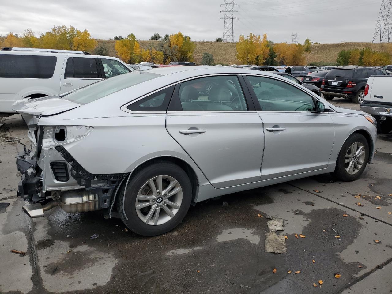 2017 Hyundai Sonata - Image 3