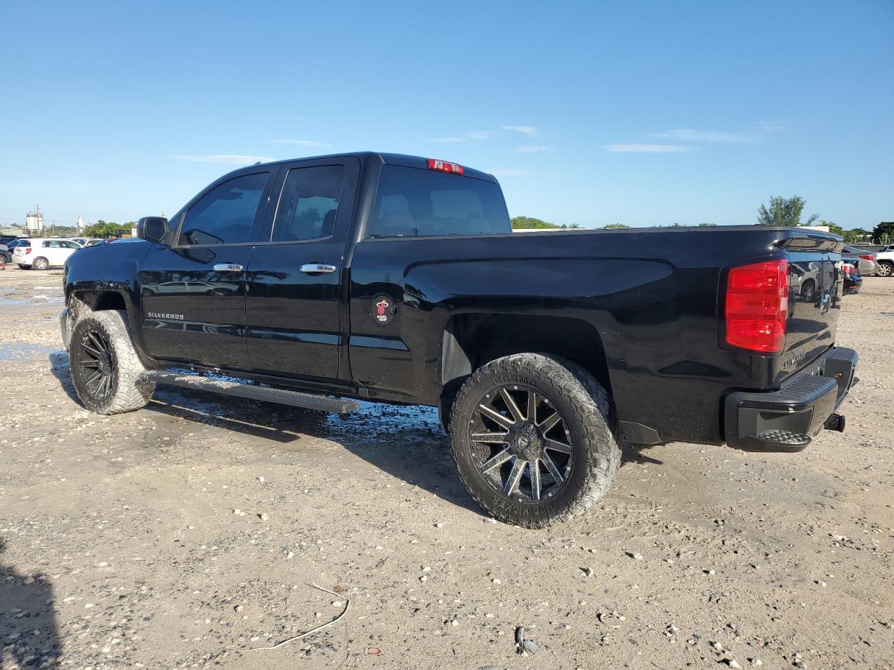 2018 Chevrolet Silverado - Image 2