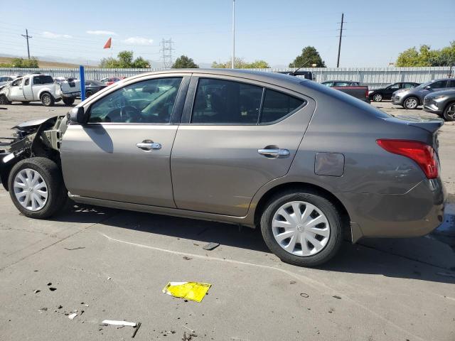  NISSAN VERSA 2013 Сірий