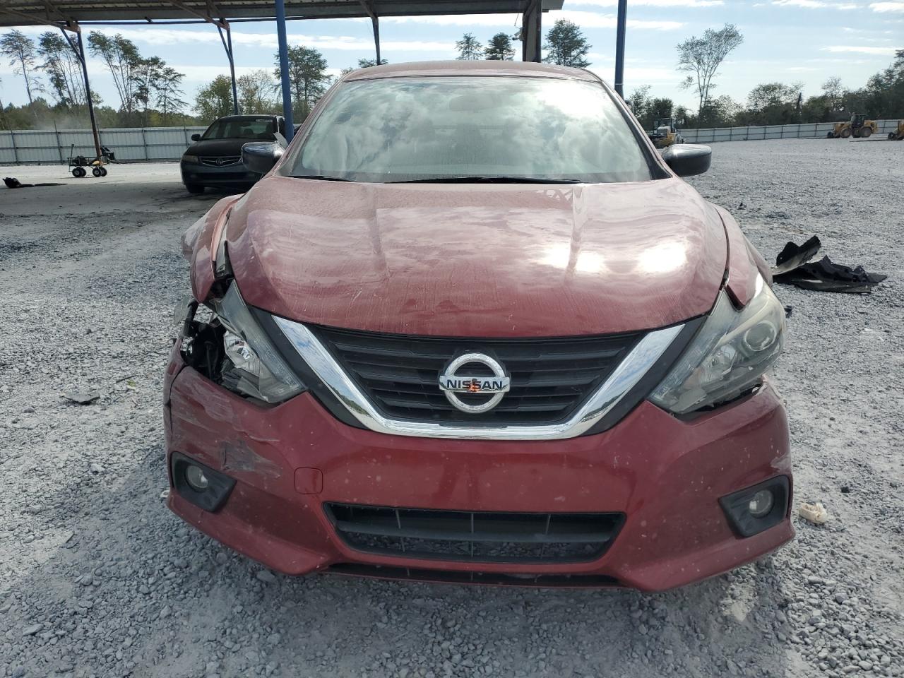 2017 Nissan Altima - Image 5