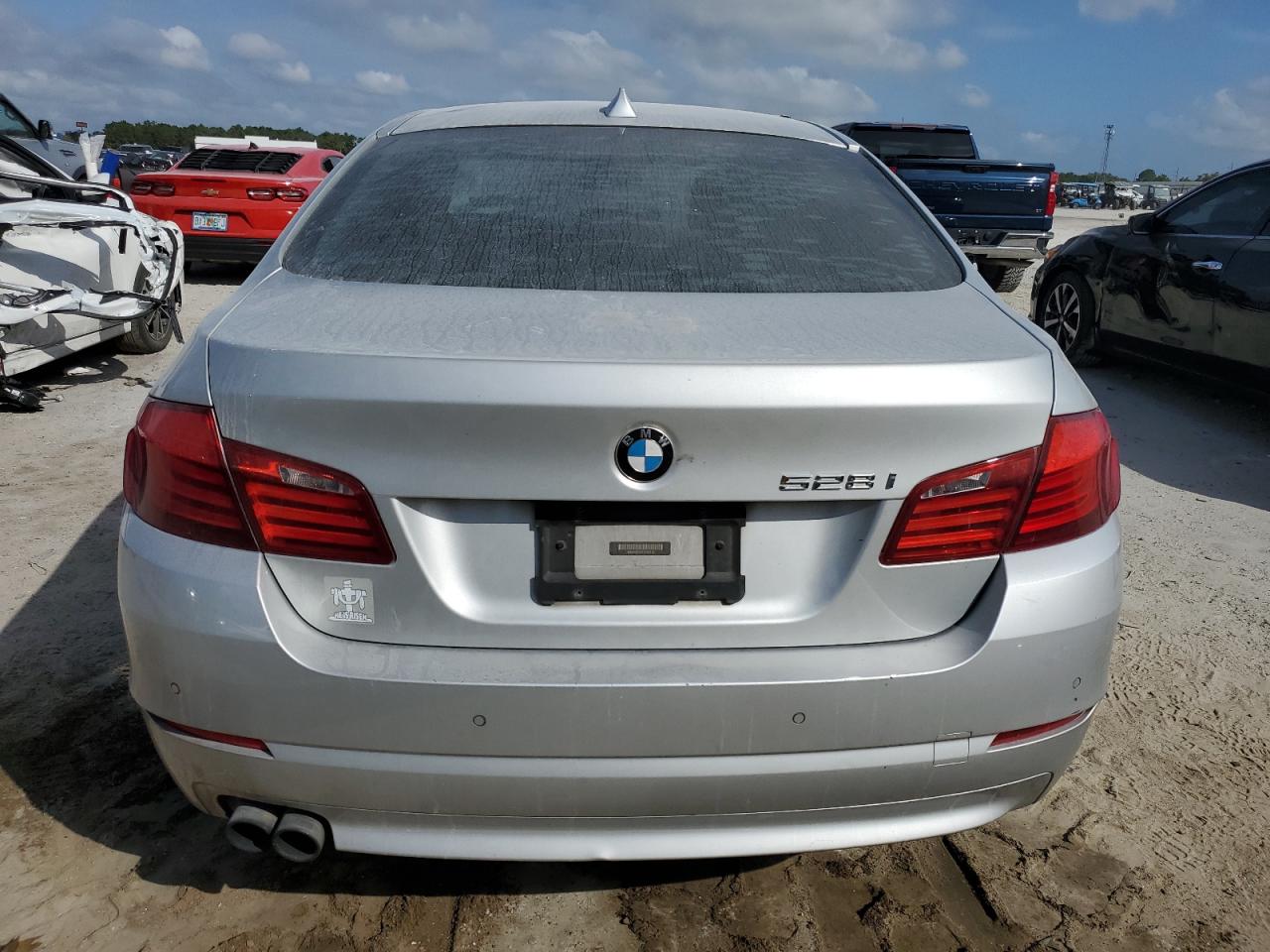 2012 BMW 528 I VIN: WBAXG5C50CDX05115 Lot: 77216904