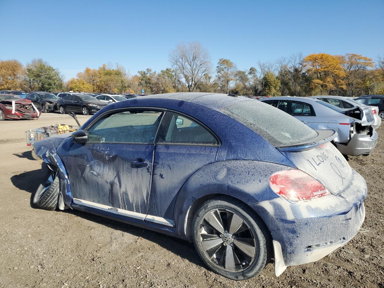 2013 Volkswagen Beetle - Image 2