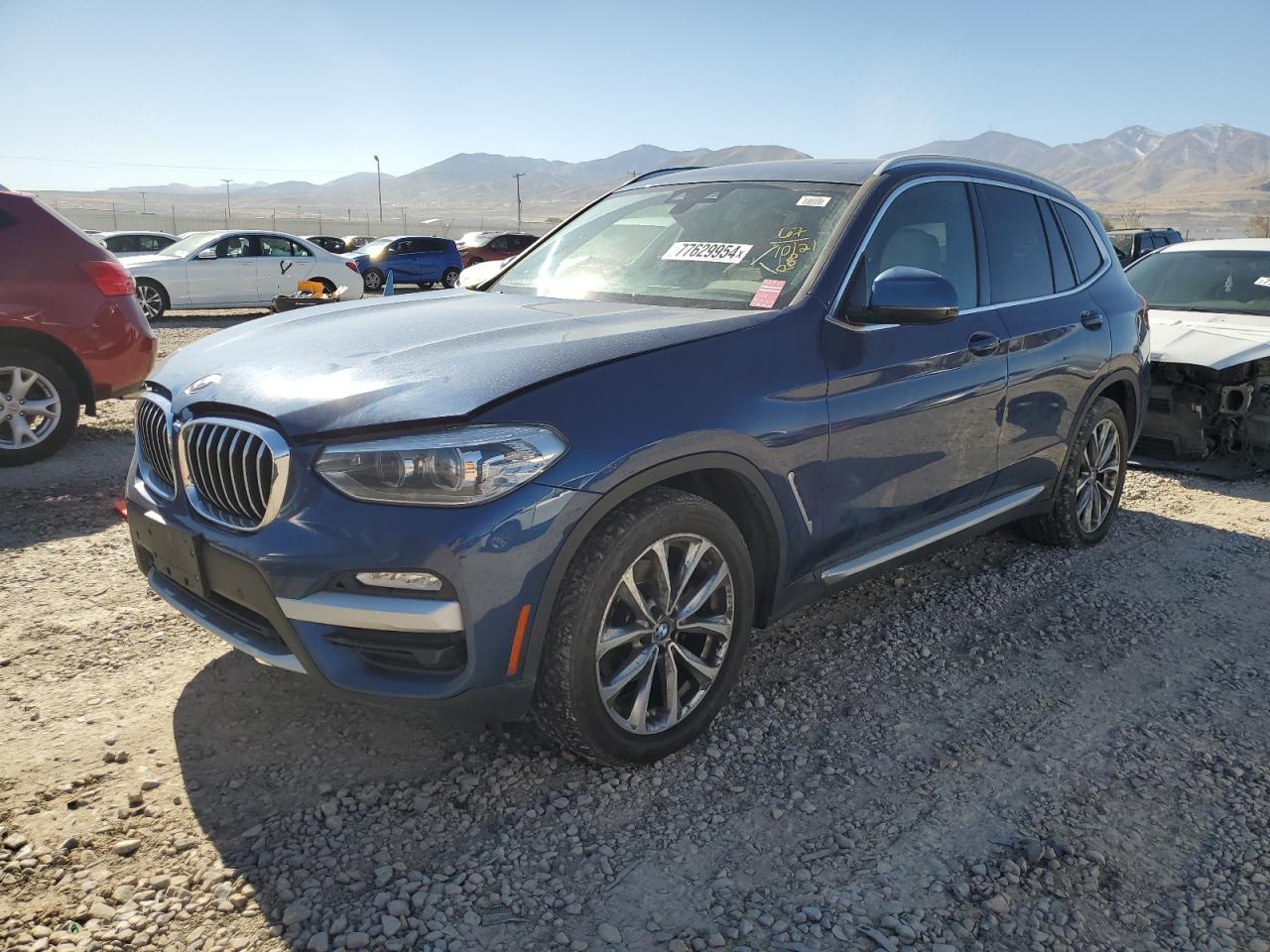 VIN 5UXTR7C57KLE96288 2019 BMW X3 no.1