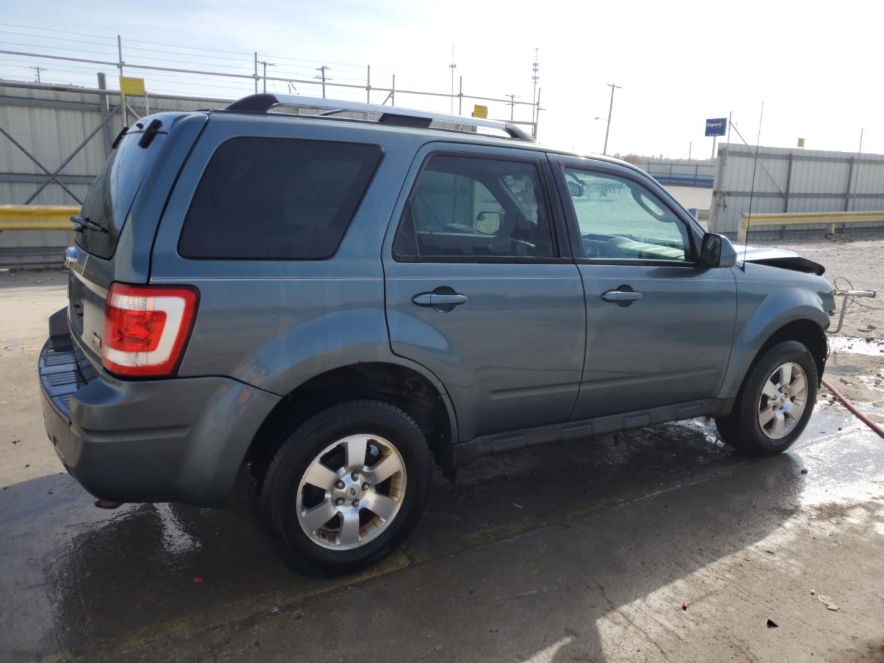 2011 Ford Escape - Image 3