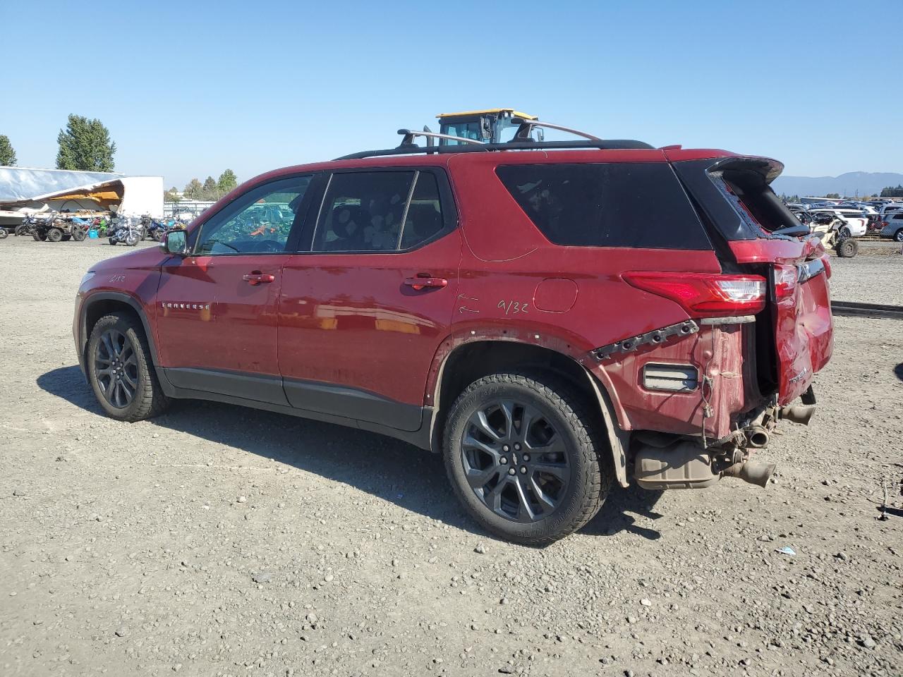 2020 Chevrolet Traverse - Image 2