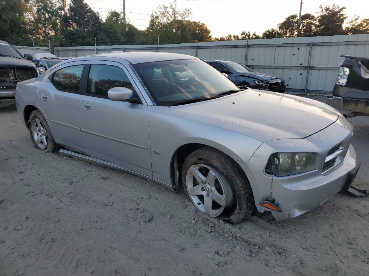 2010 Dodge Charger - Image 4