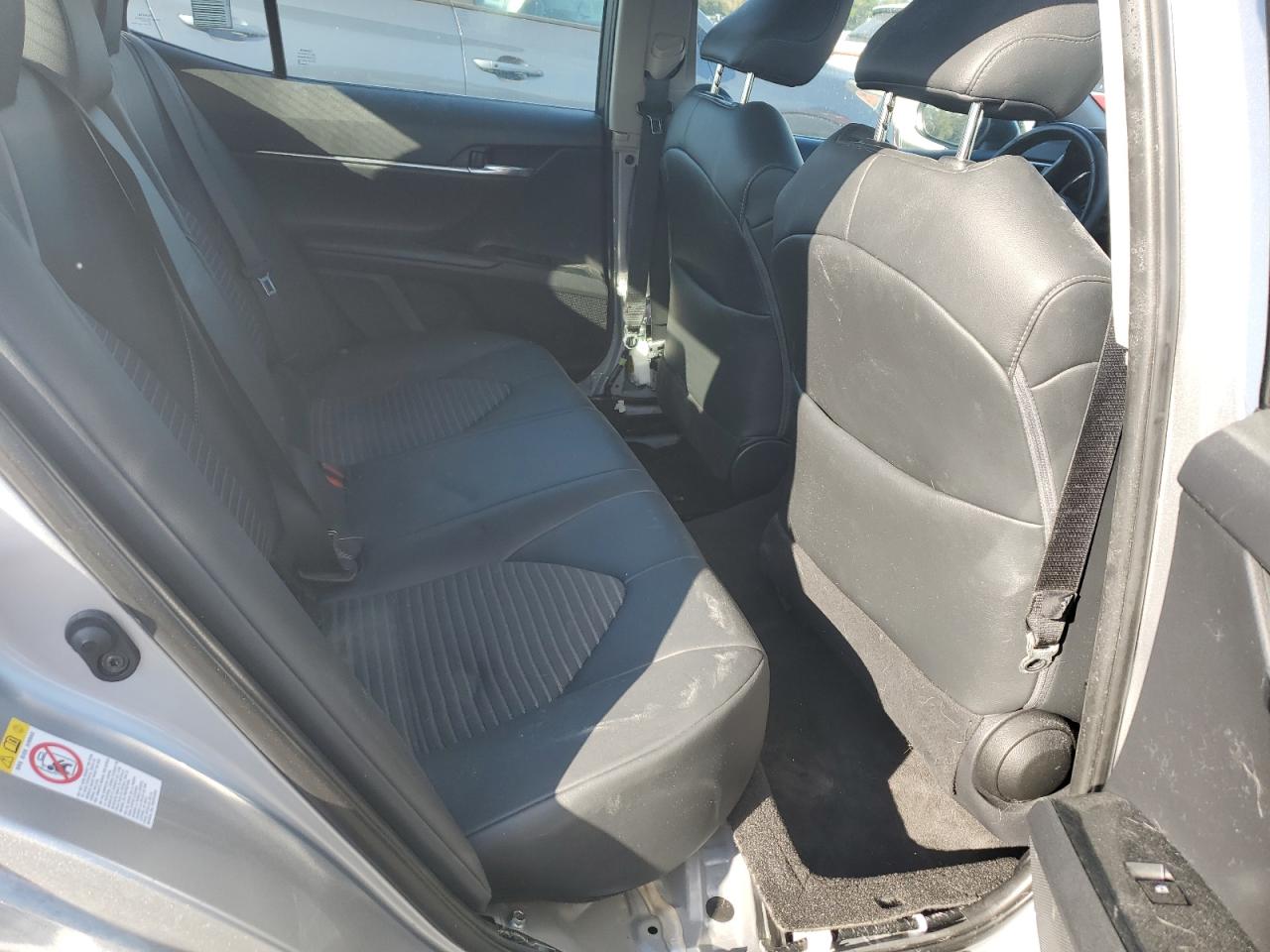 2018 Toyota Camry - Image 10