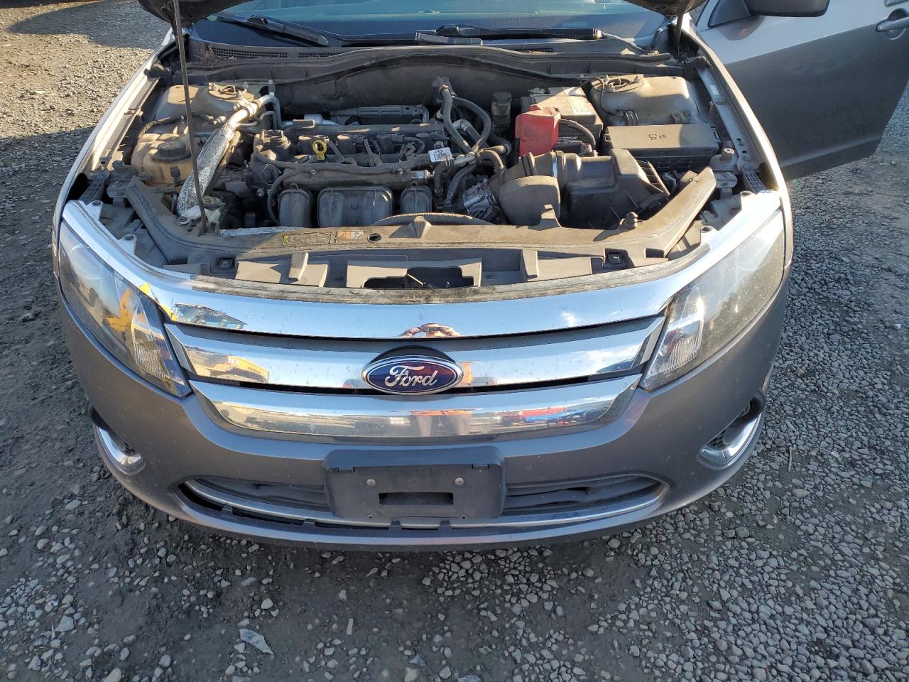 2010 Ford Fusion - Image 11