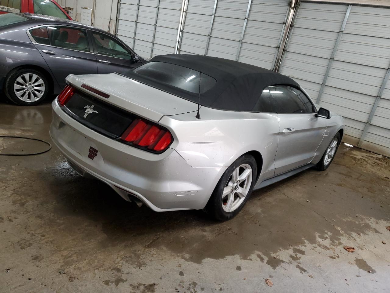 2016 Ford Mustang - Image 3