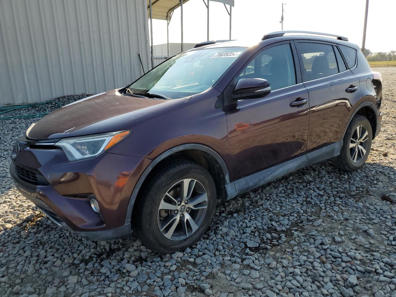 VIN 2T3WFREV0HW339964 2017 TOYOTA RAV4 no.1