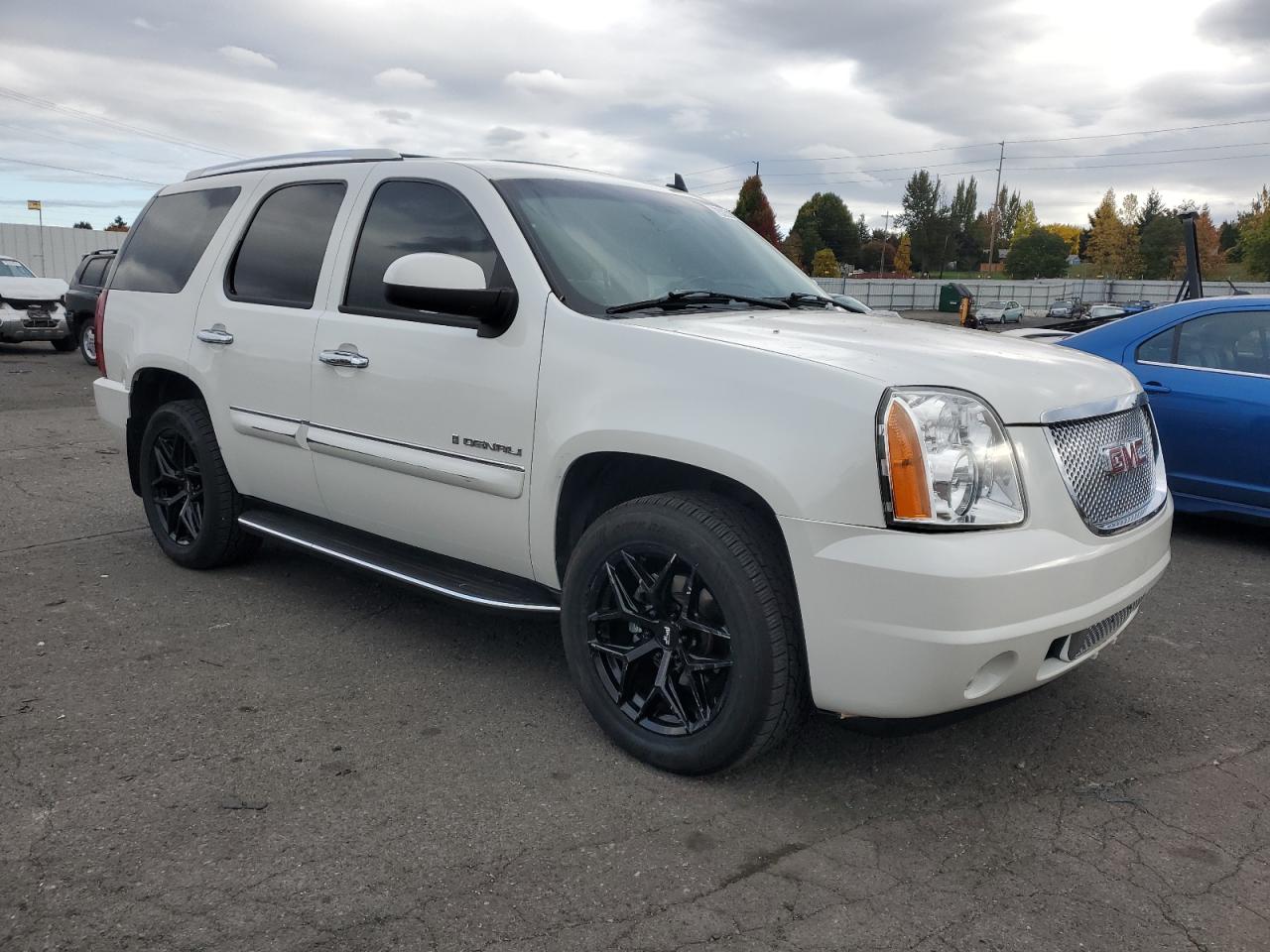 2008 GMC Yukon Denali VIN: 1GKFK63868J157647 Lot: 75331034