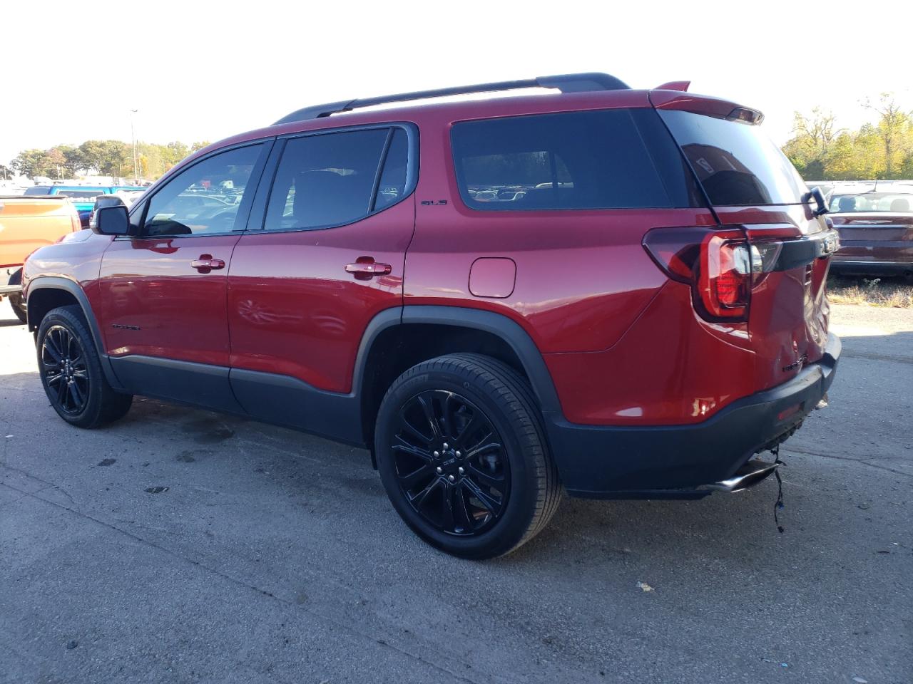 2022 GMC Acadia - Image 2