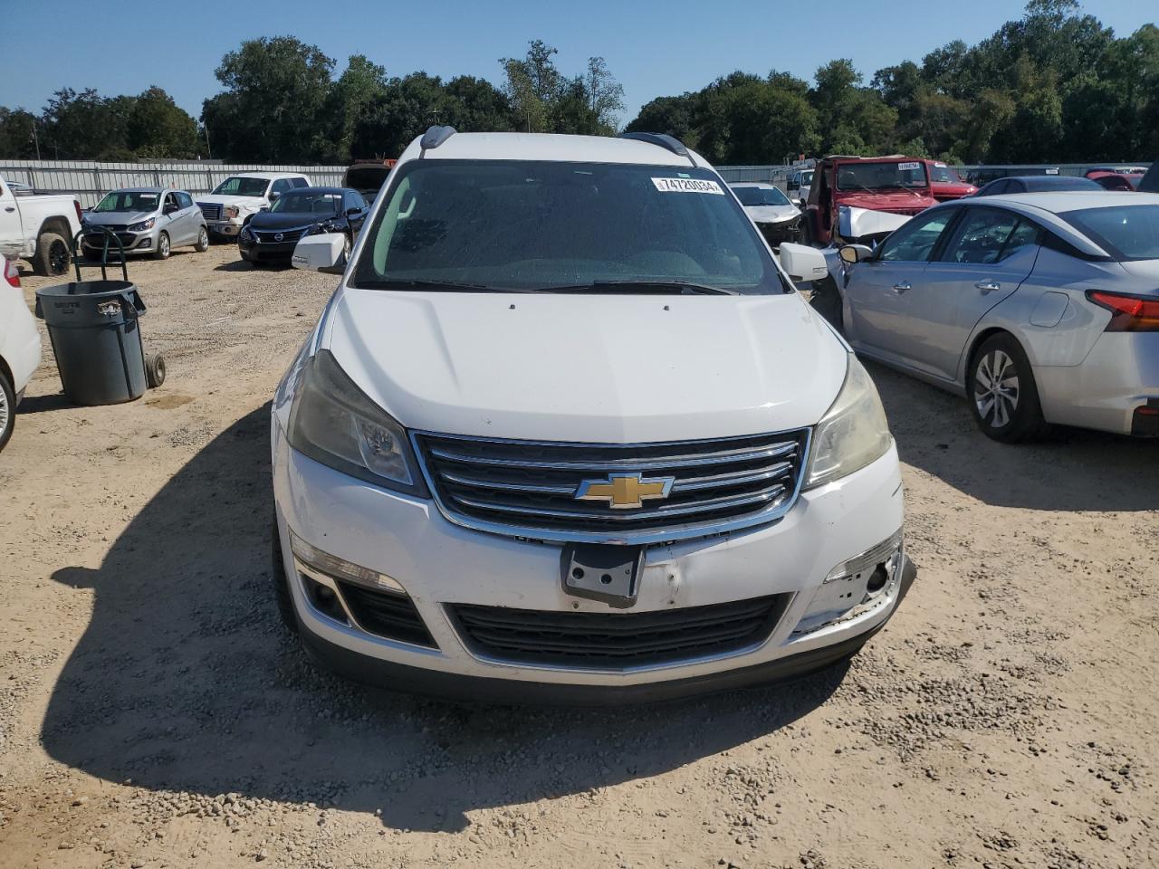 1GNKVHKD2HJ132392 2017 Chevrolet Traverse Lt