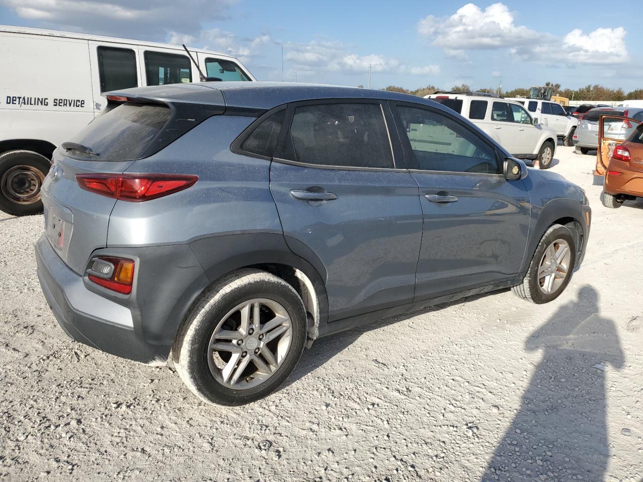 2019 Hyundai Kona Se VIN: KM8K12AA3KU235301 Lot: 76744274