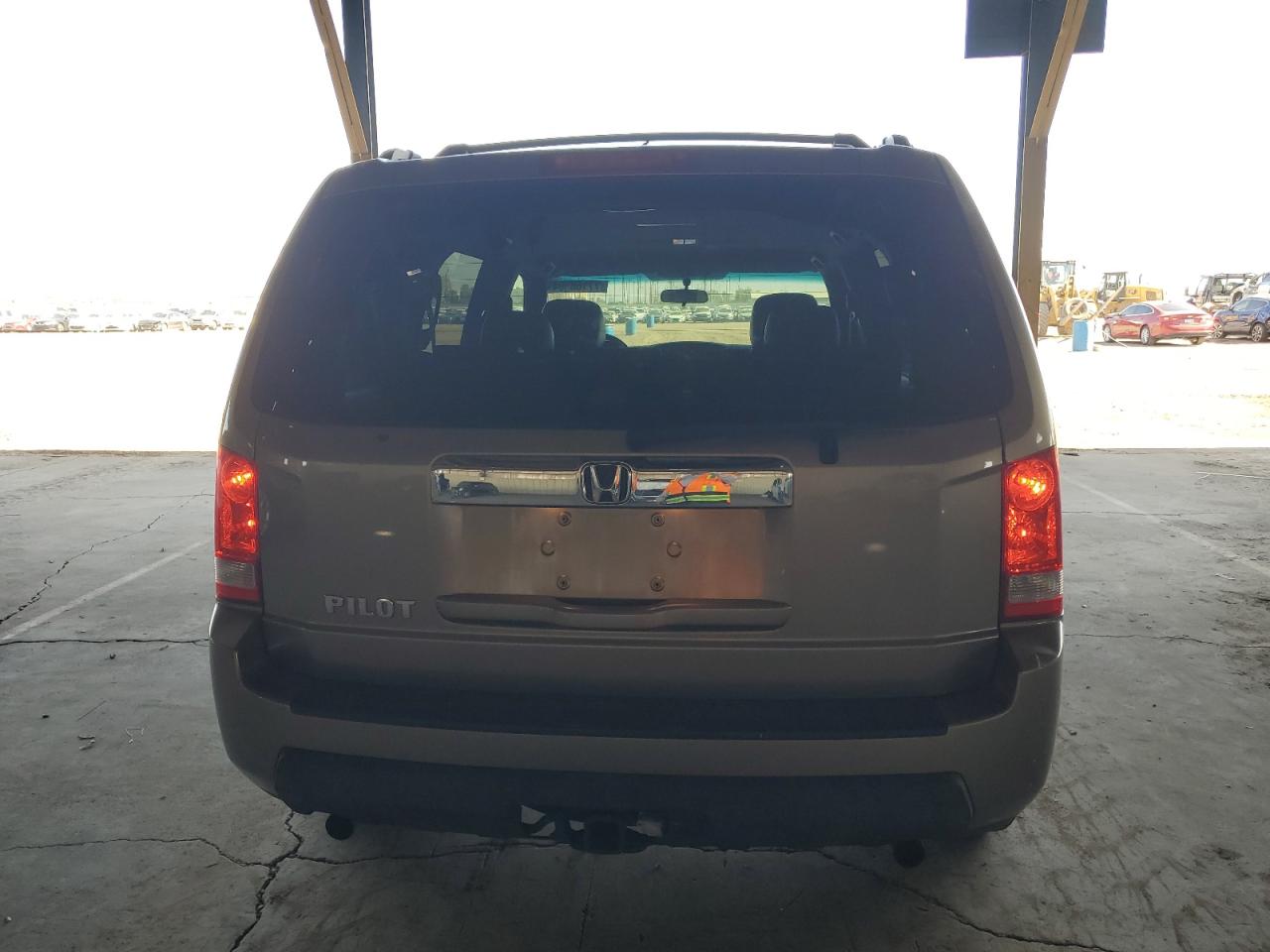 2010 Honda Pilot Lx VIN: 5FNYF4H21AB001630 Lot: 77160364