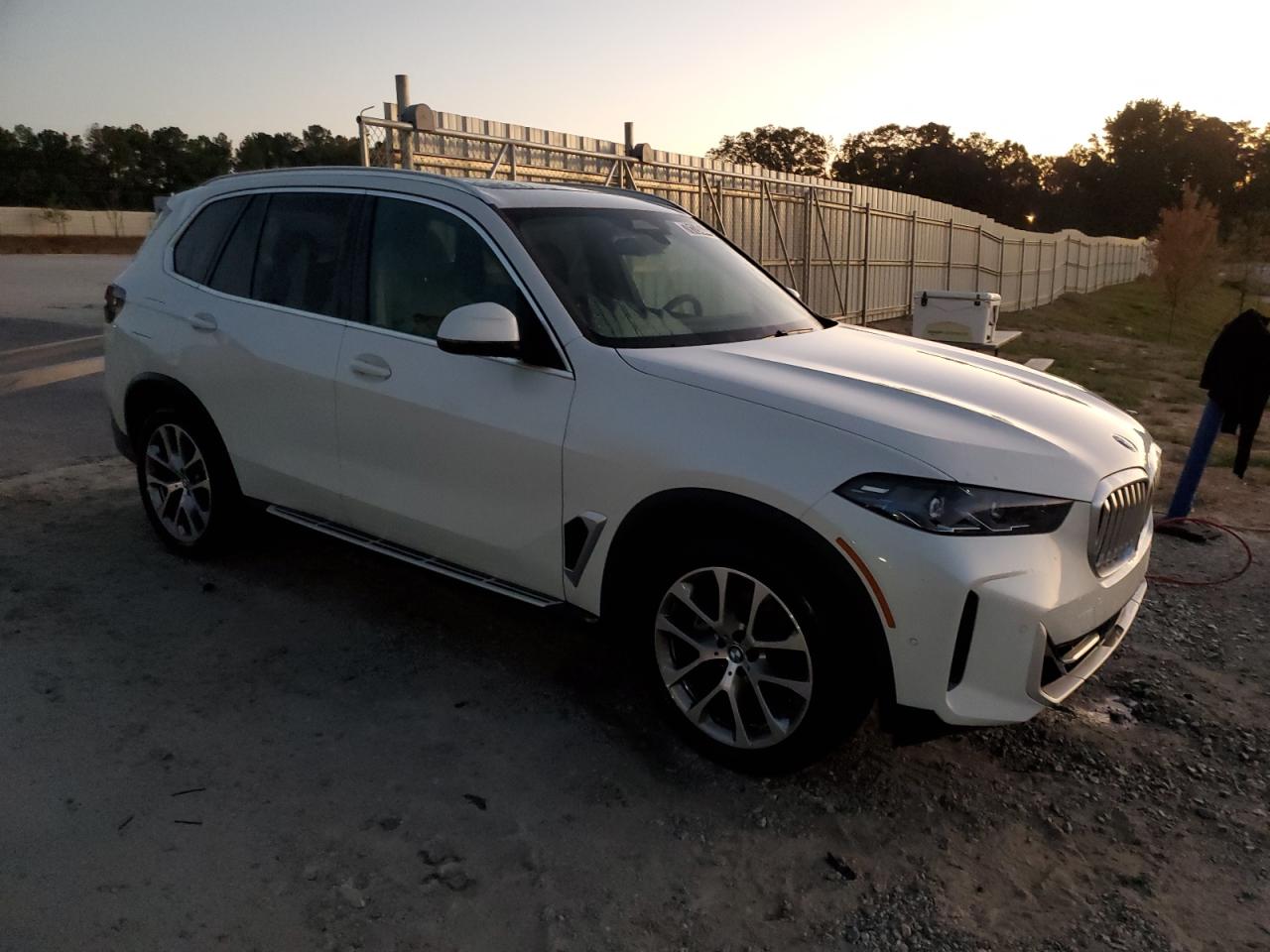 2024 BMW X5 - Image 4