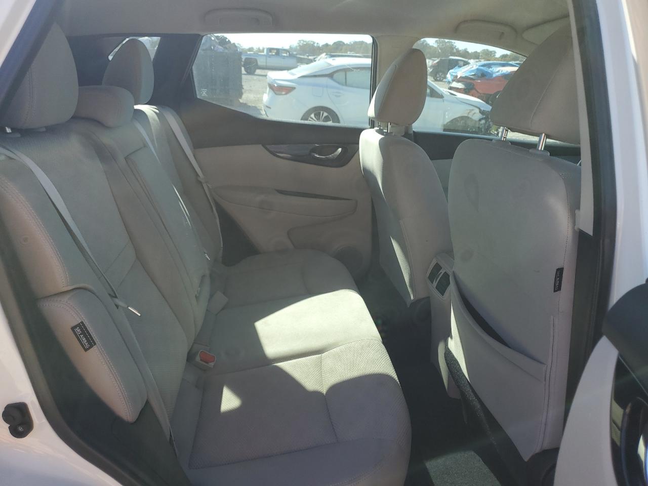 2020 Nissan Rogue - Image 11