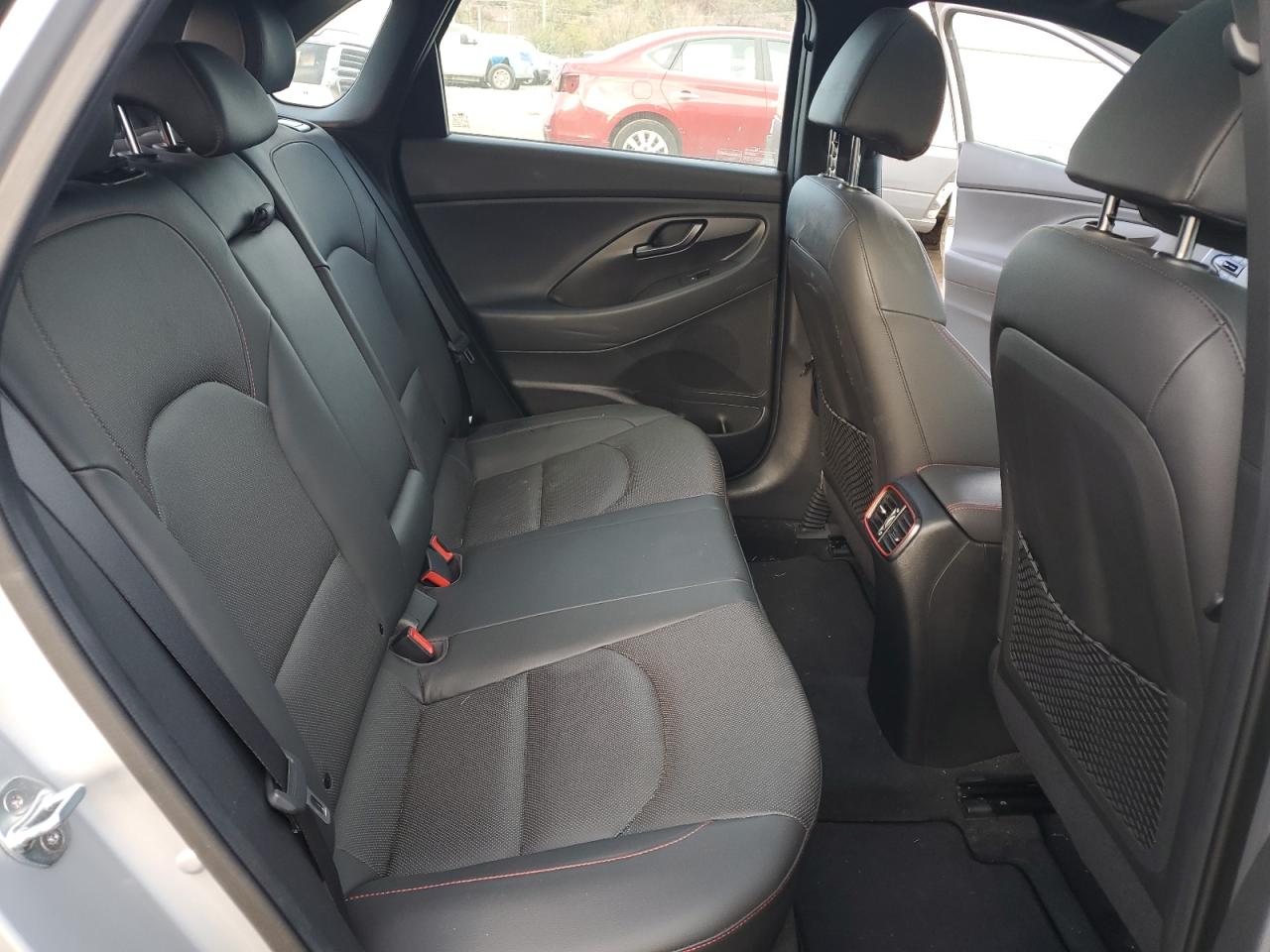 2020 Hyundai Elantra - Image 11