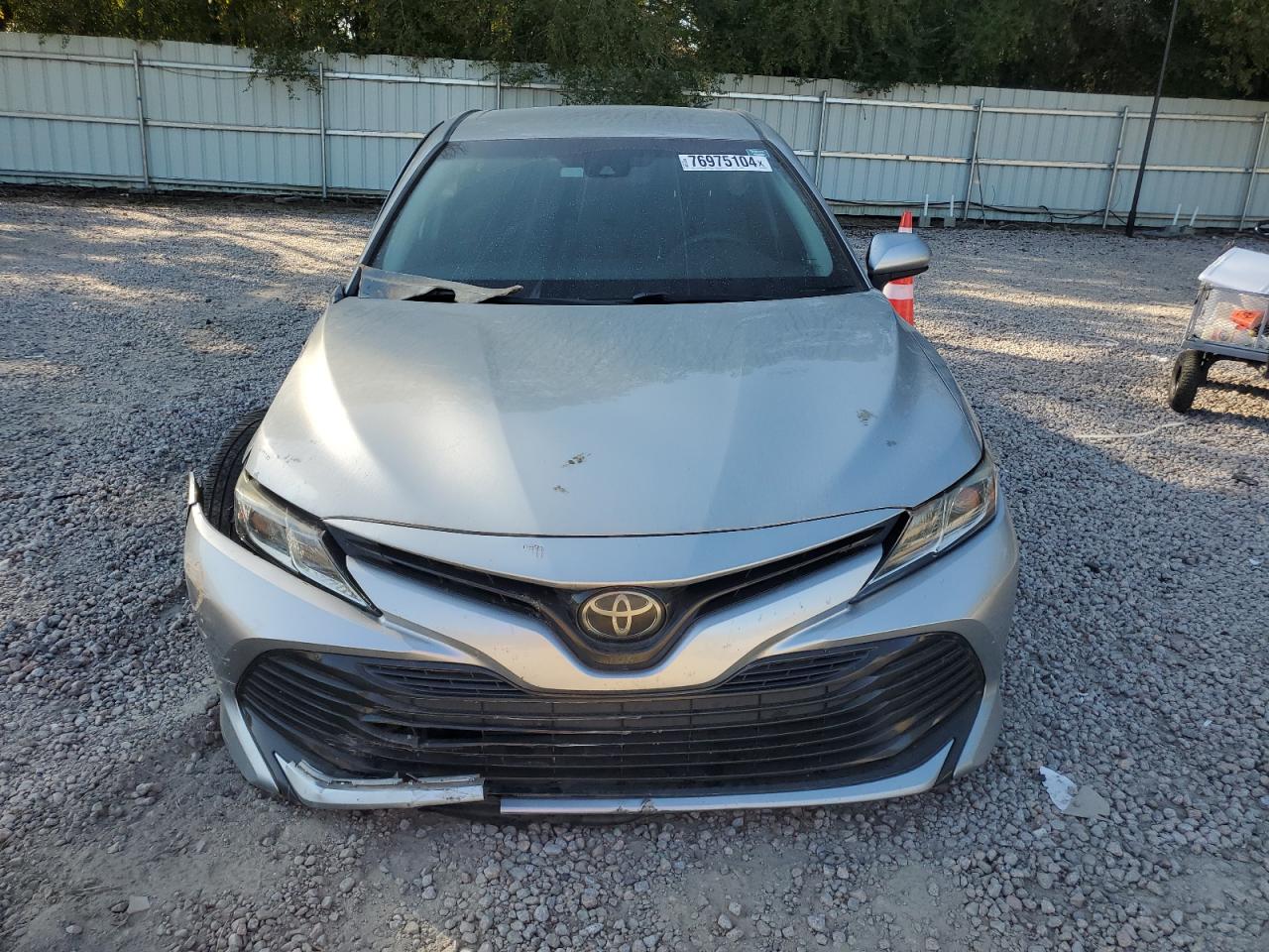 2018 Toyota Camry L VIN: 4T1B11HK1JU066550 Lot: 76975104