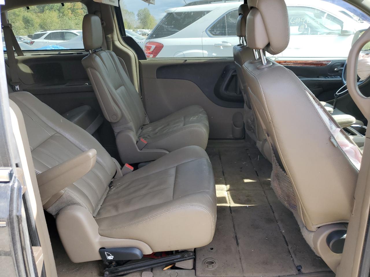 2015 Chrysler Town & Country Touring VIN: 2C4RC1BG1FR535044 Lot: 74818514