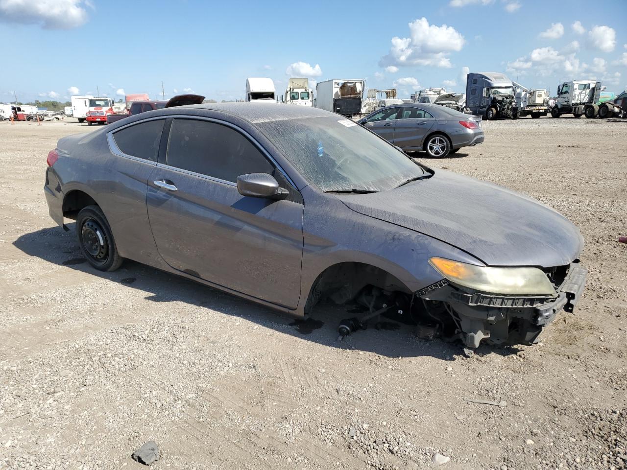 VIN 1HGCT1B34EA004654 2014 HONDA ACCORD no.4