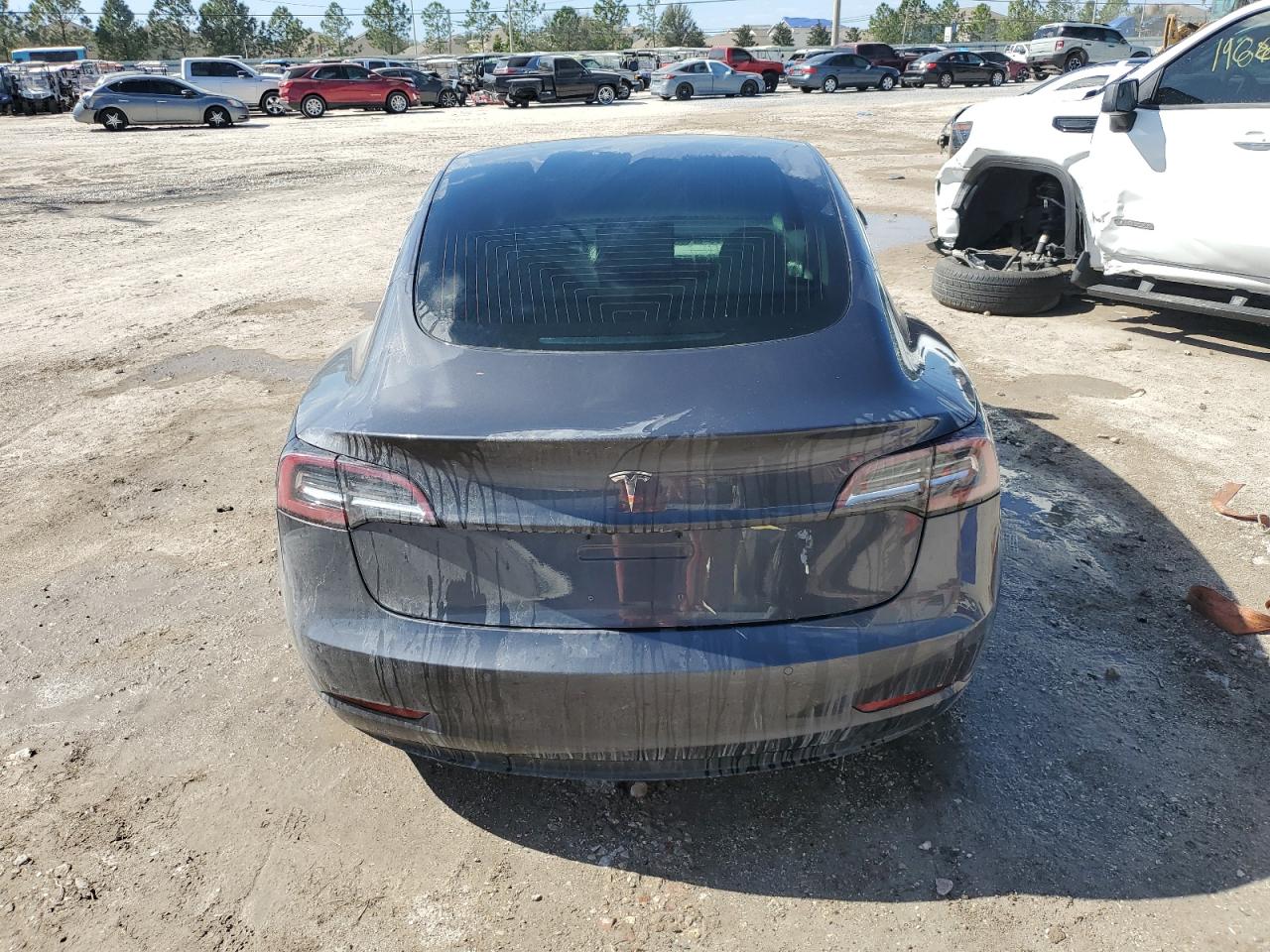 2018 Tesla Model 3 VIN: 5YJ3E1EB1JF116180 Lot: 76747174