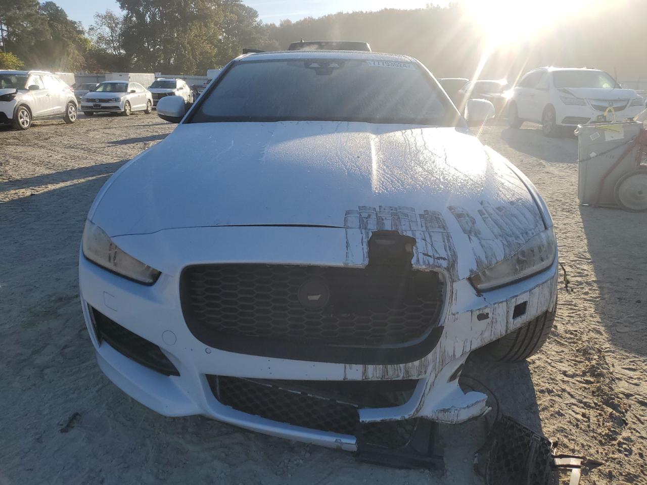 2017 Jaguar XE - Image 5