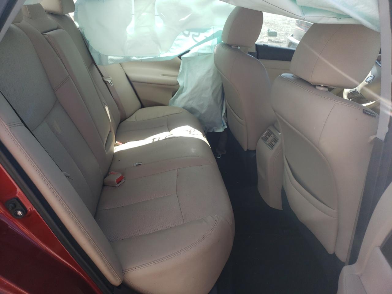 2015 Nissan Altima - Image 10