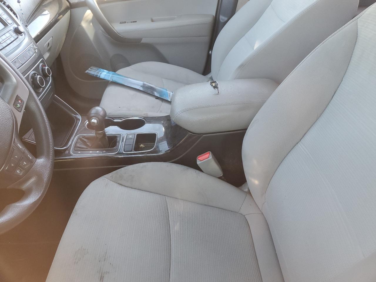 2015 Kia Sorento - Image 9