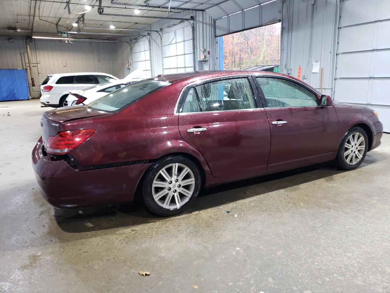 2009 Toyota Avalon - Image 3