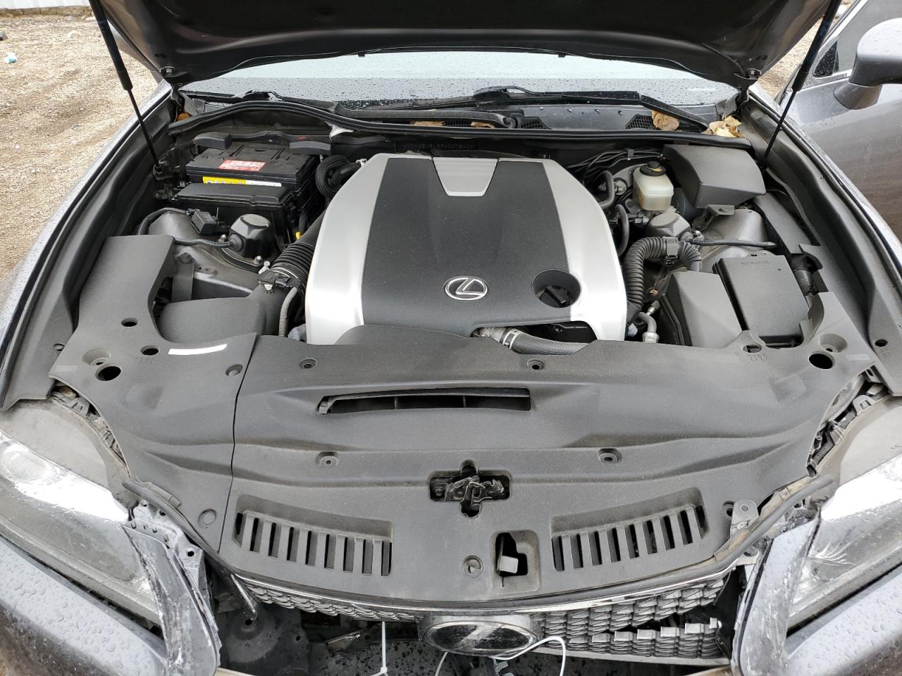2015 Lexus GS - Image 11