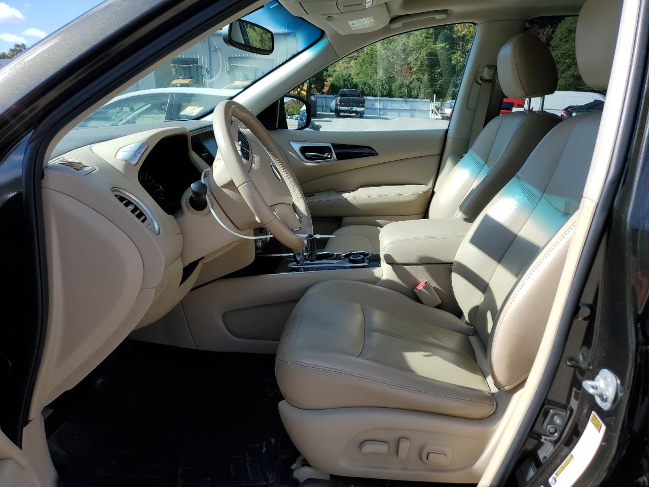 2015 Nissan Pathfinder S VIN: 5N1AR2MM2FC704660 Lot: 75441454