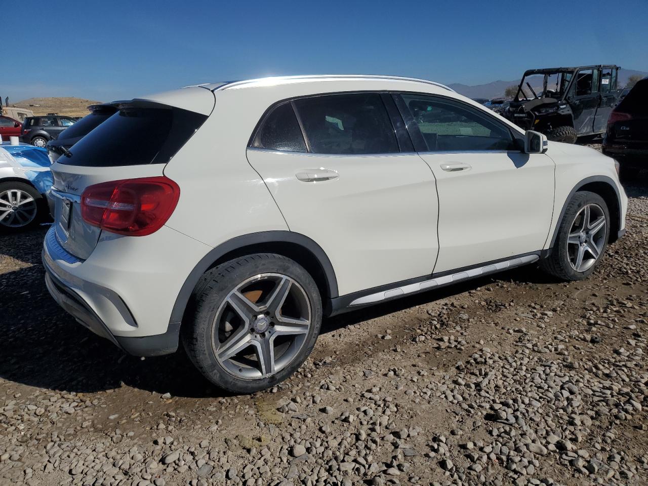 VIN WDCTG4GB6GJ230843 2016 MERCEDES-BENZ GLA-CLASS no.3