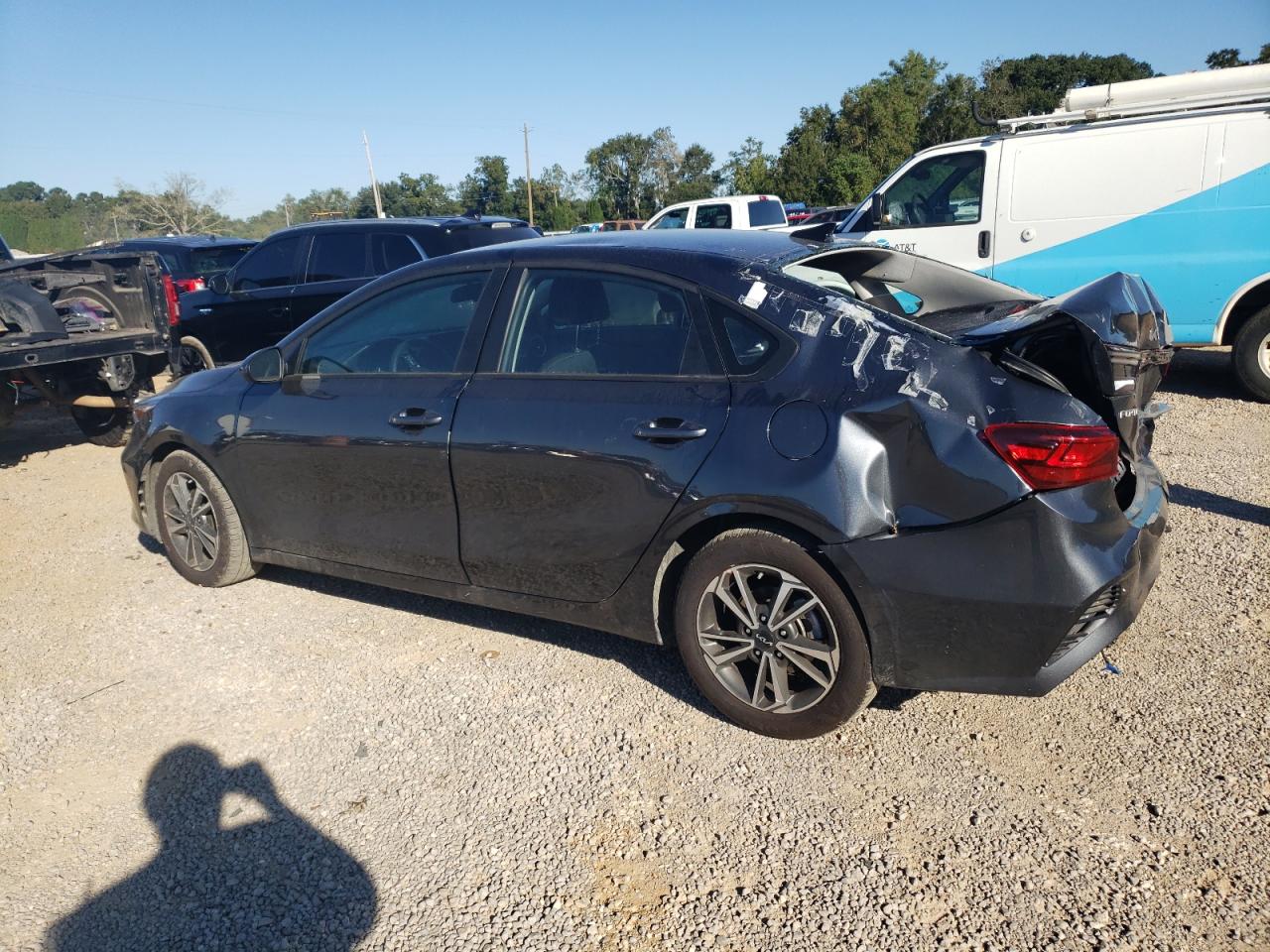 2023 Kia Forte - Image 2