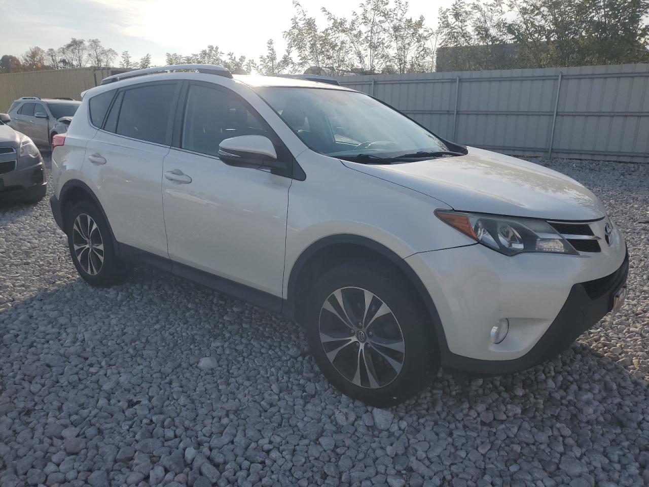 2015 Toyota RAV 4 - Image 4