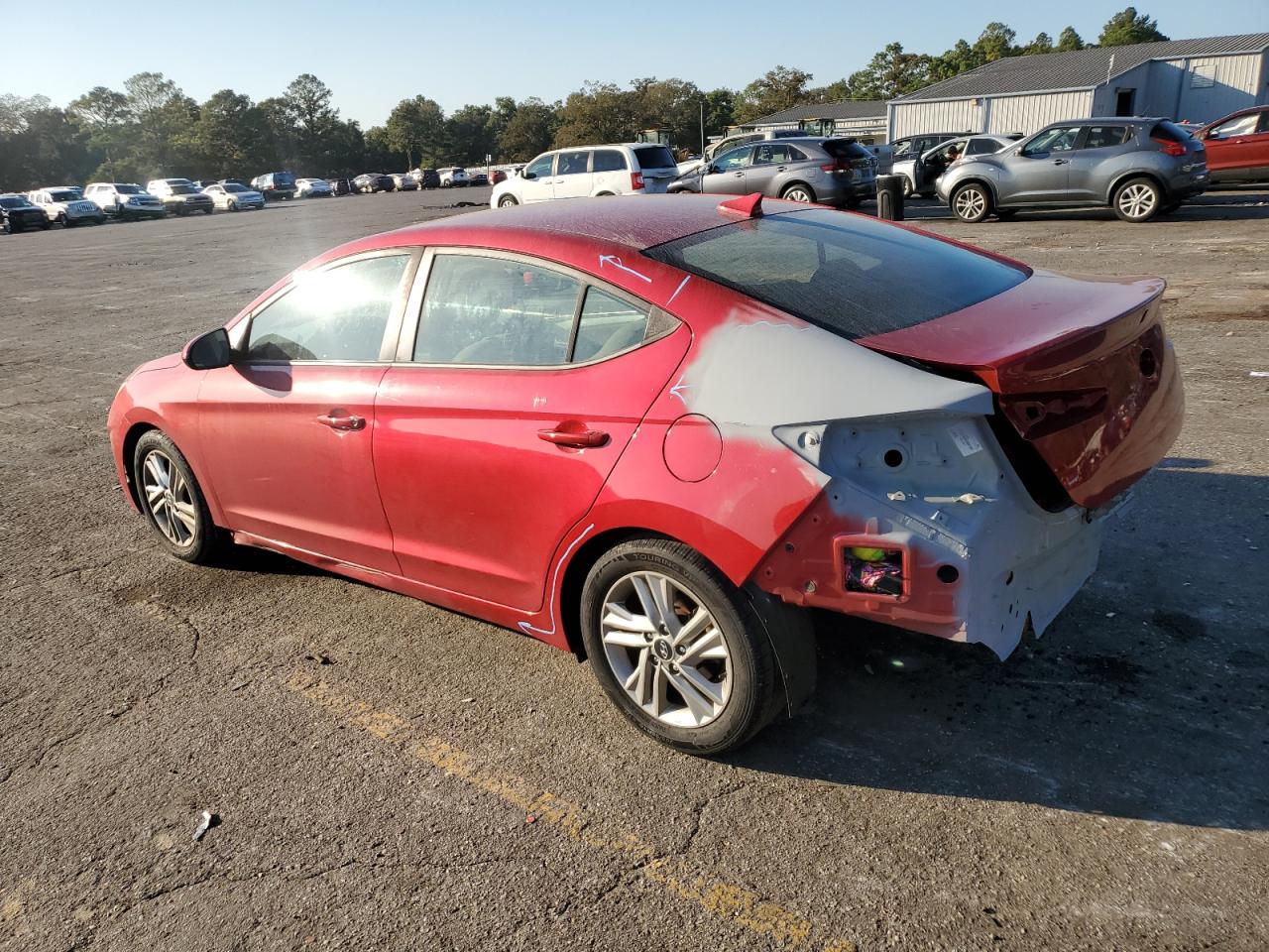 2020 Hyundai Elantra - Image 2