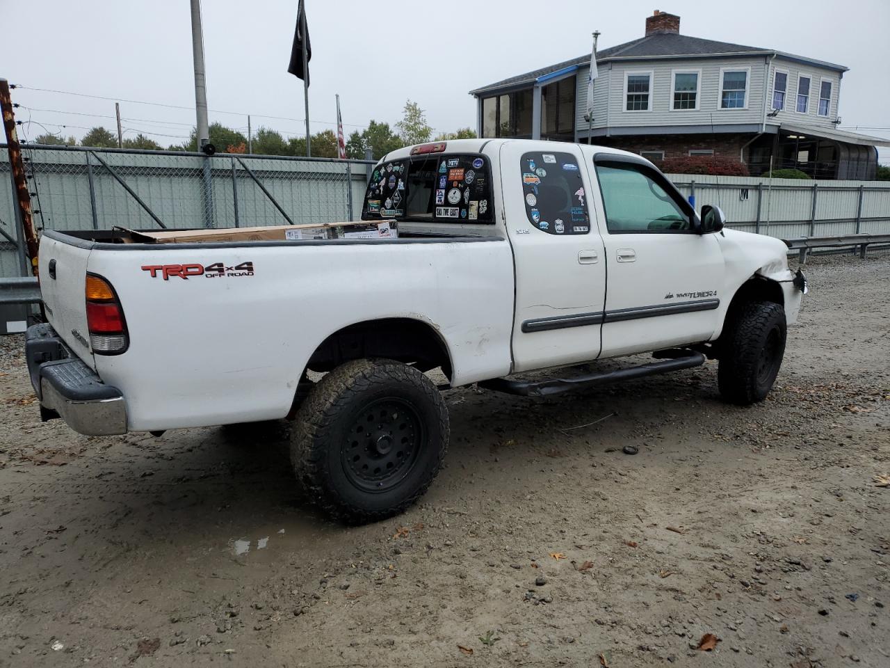 2004 Toyota Tundra - Image 3