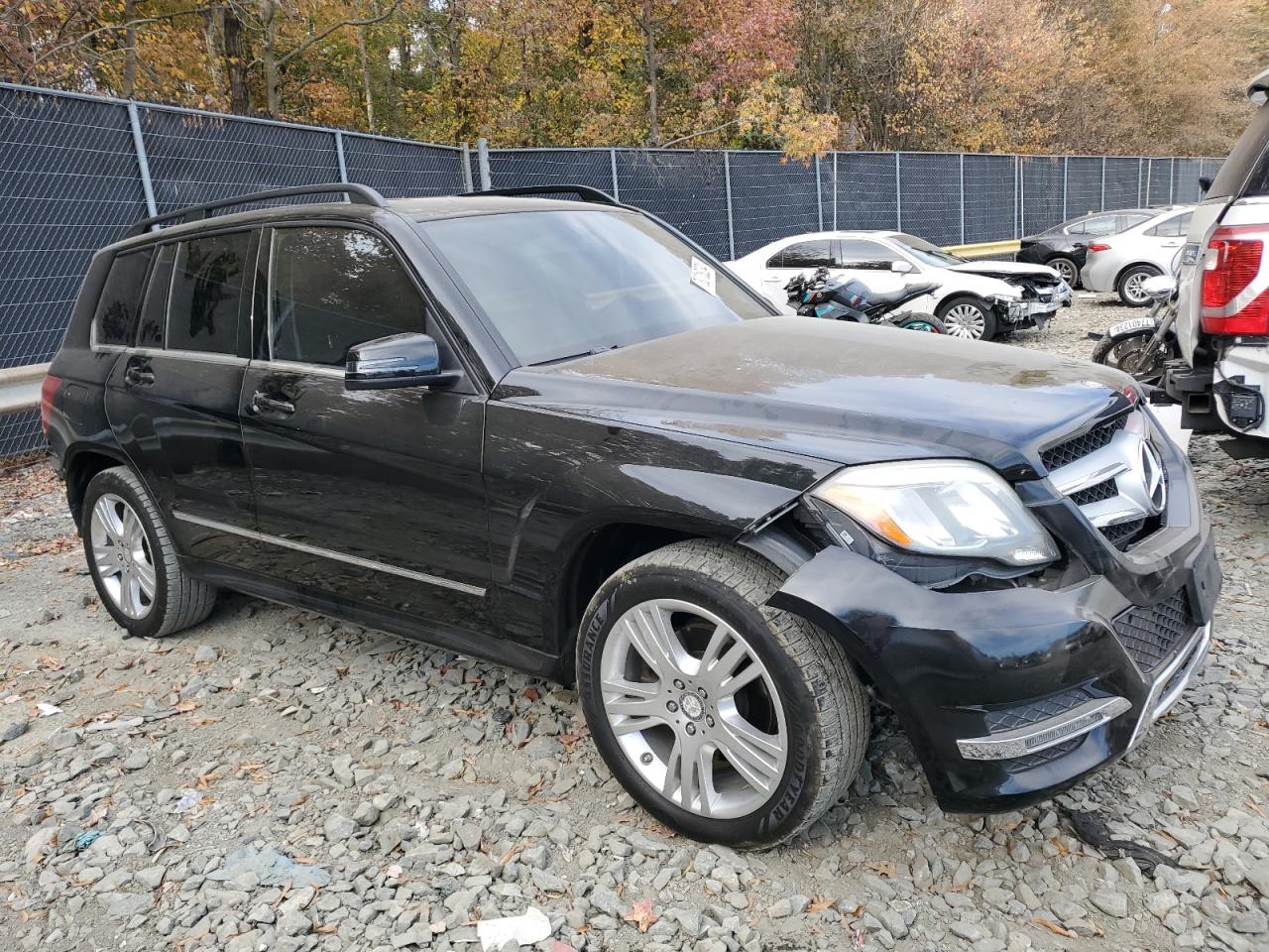 VIN WDCGG5HB2EG312097 2014 MERCEDES-BENZ GLK-CLASS no.4