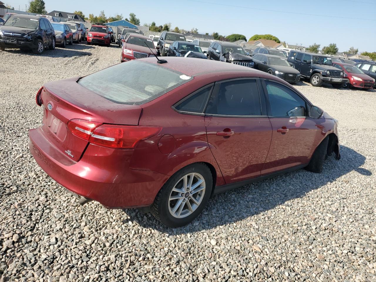 2015 Ford Focus Se VIN: 1FADP3F20FL287330 Lot: 75727884