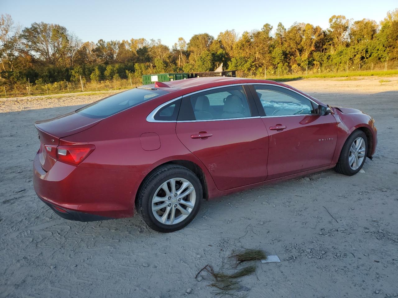 2016 Chevrolet Malibu - Image 3